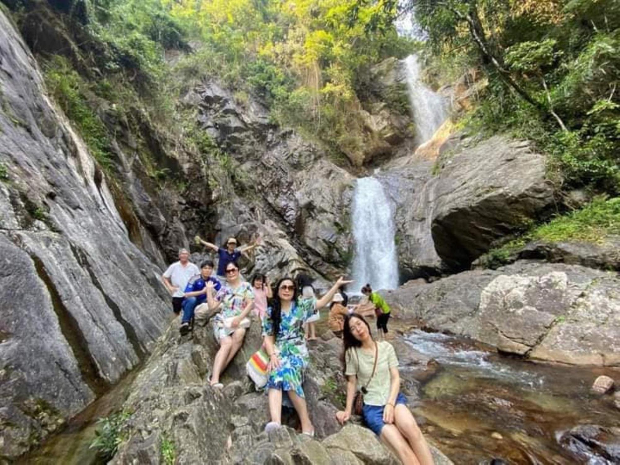 Homestay Ho Son - Thac Anor A Luoi Exterior foto